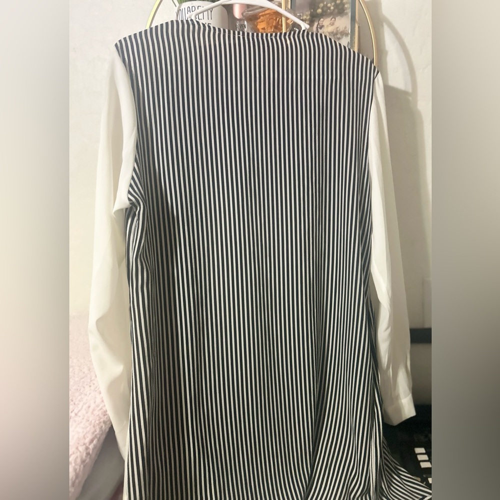 Stripe Blouse •|Open to Trade|• - Picture 6 of 7